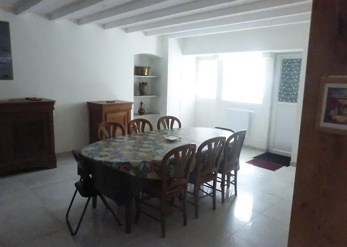 Сasa de vacaciones Les Fontaines